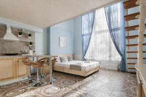Roomp Yuzhnyi Port, Moscow